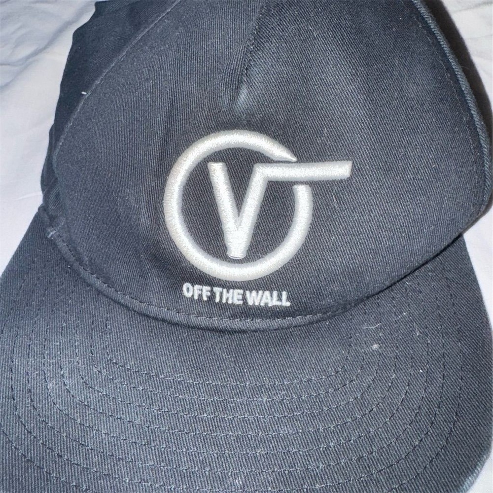 Vans Off The Wall Black Snapback Hat Unisex Skateboarding Cap